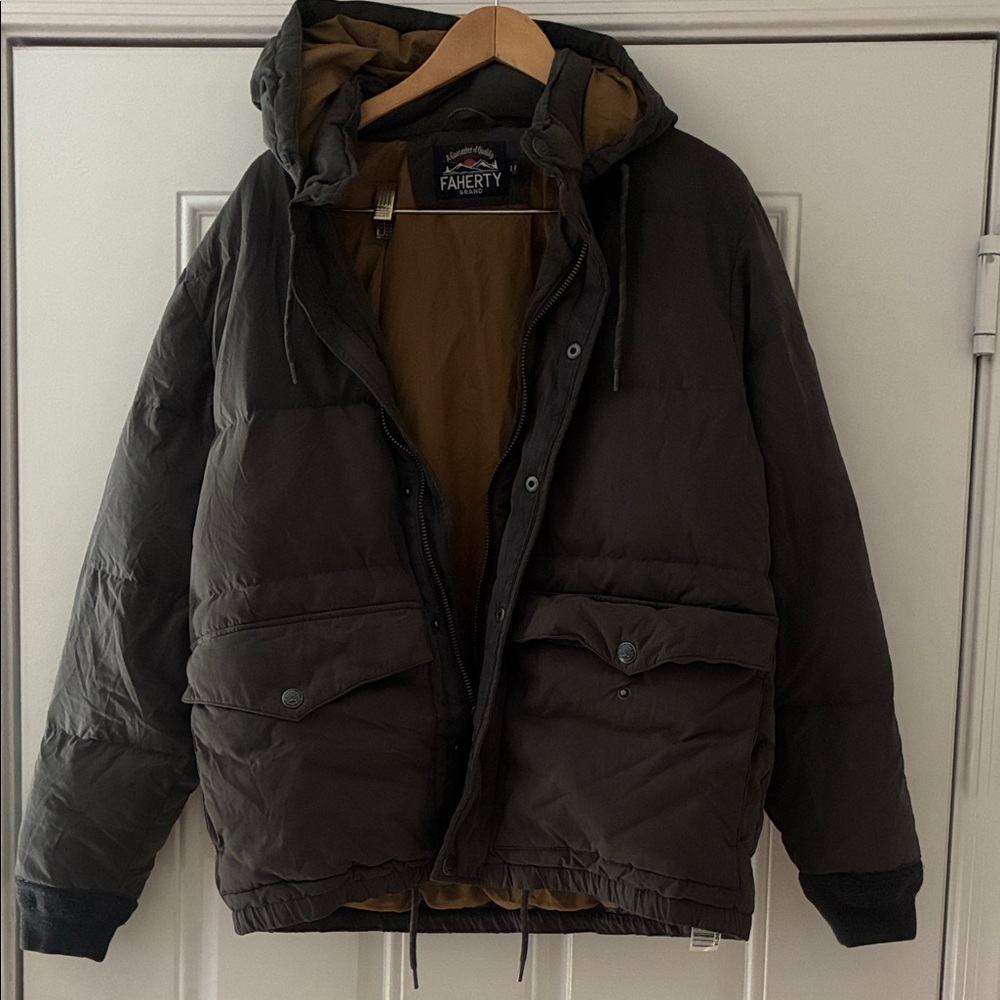 Faherty Men's Charcoal Puffer Jacket